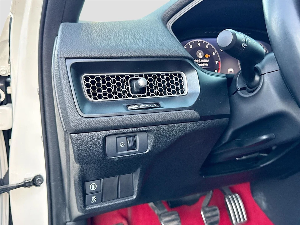 2024 Honda FL5 Civic Type R - Image 15 of 21