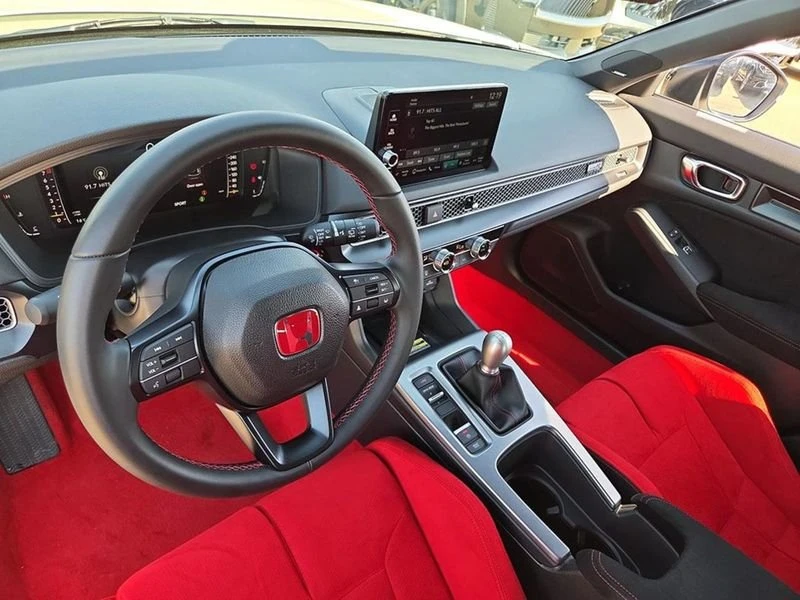 2024 Honda FL5 Civic Type R - Image 9 of 20