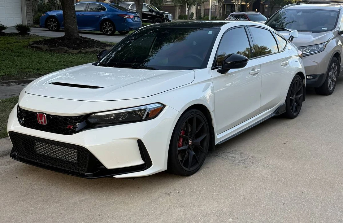 2024 Honda FL5 Civic Type R - Image 1 of 16