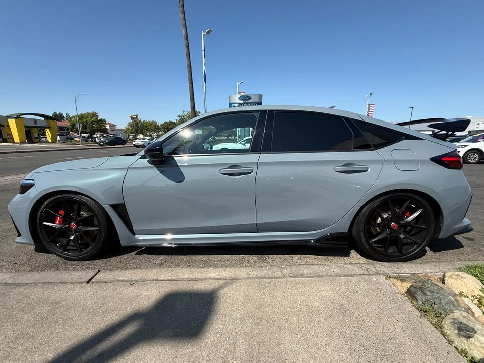 2024 Honda FL5 Civic Type R - Image 2 of 16