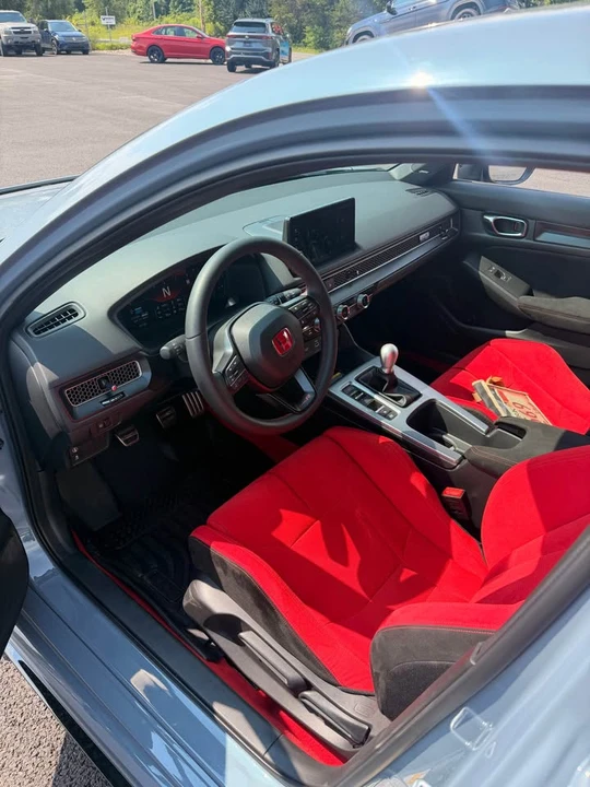 2024 Honda FL5 Civic Type R - Image 7 of 12