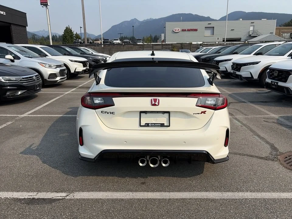 2024 Honda FL5 Civic Type R - Image 5 of 11