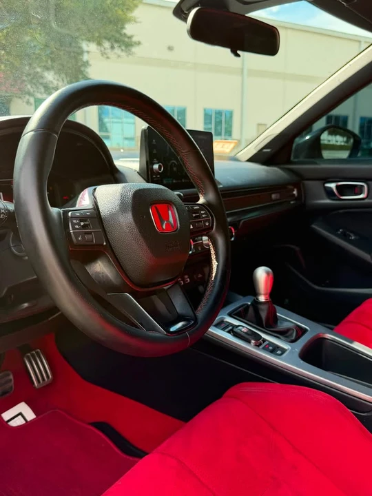 2024 Honda FL5 Civic Type R - Image 14 of 20