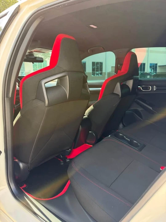 2024 Honda FL5 Civic Type R - Image 16 of 20