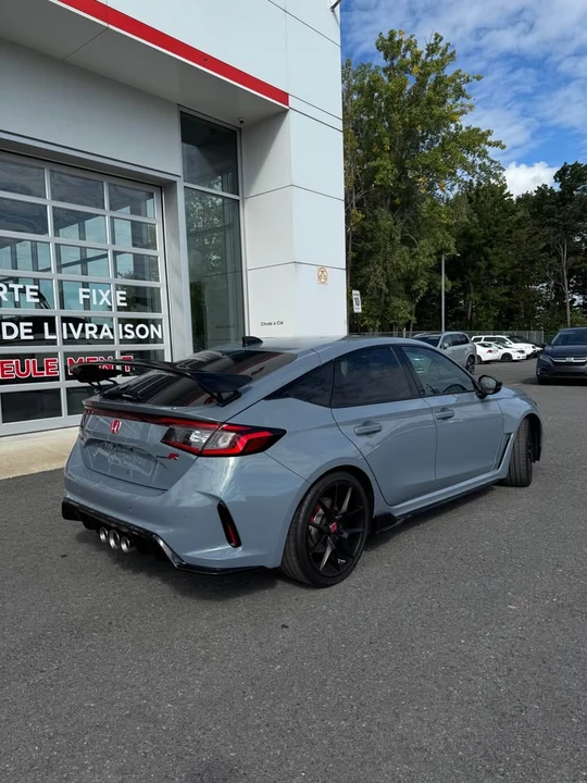 2024 Honda FL5 Civic Type R - Image 2 of 9