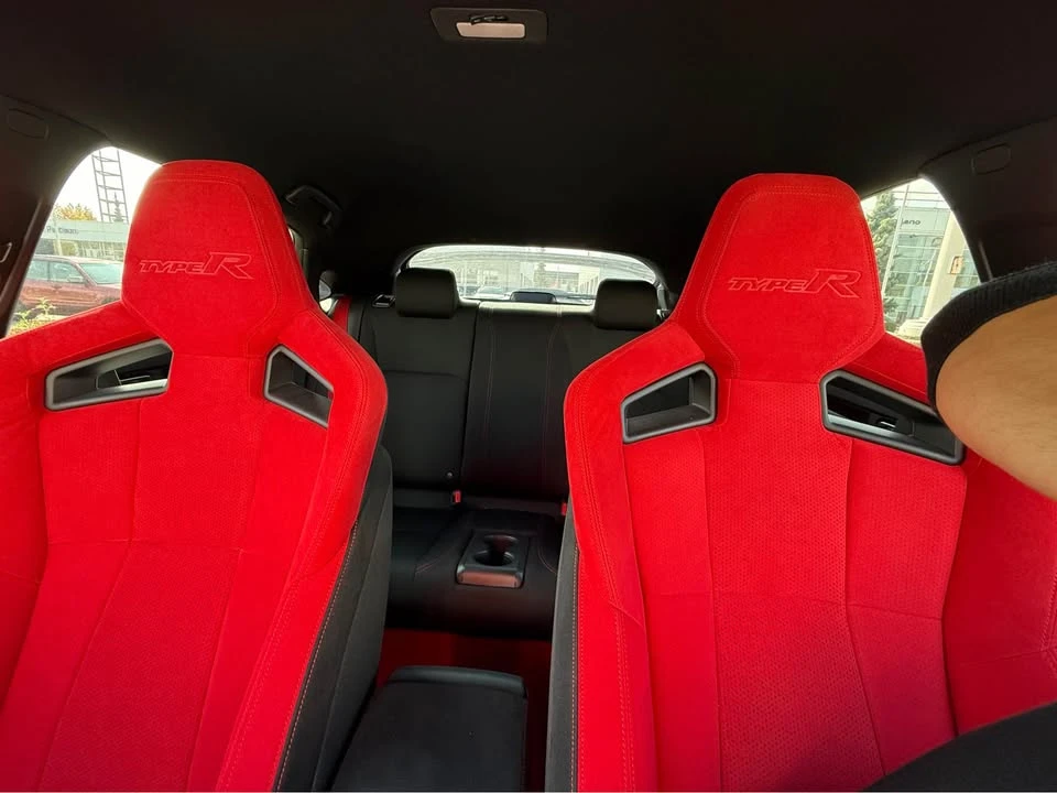 2024 Honda FL5 Civic Type R - Image 10 of 14