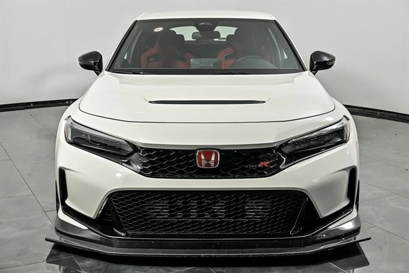 2024 Honda FL5 Civic Type R - Image 4 of 29