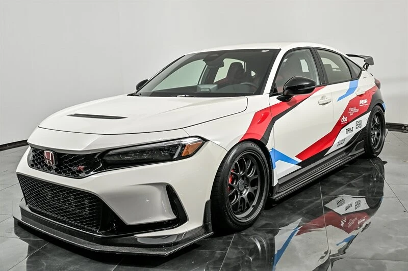 2024 Honda FL5 Civic Type R - Image 5 of 29