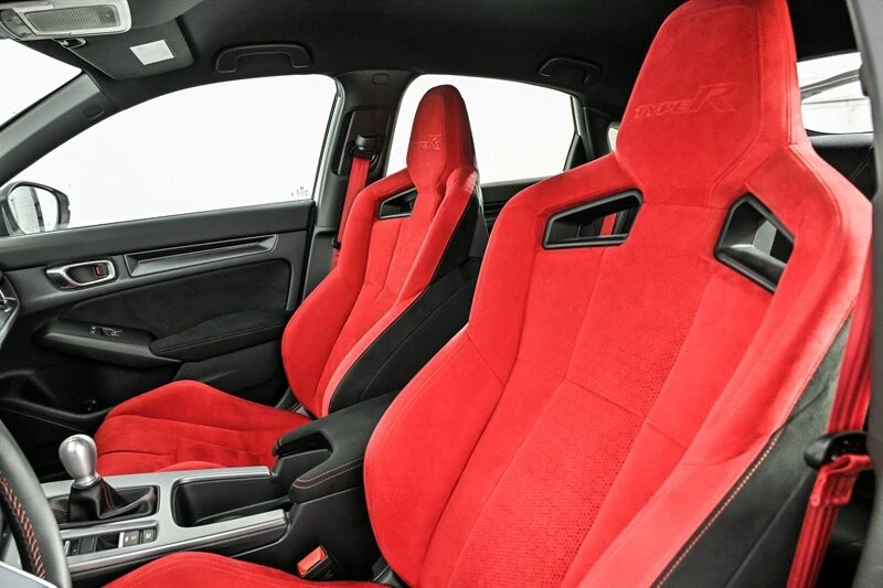 2024 Honda FL5 Civic Type R - Image 16 of 29