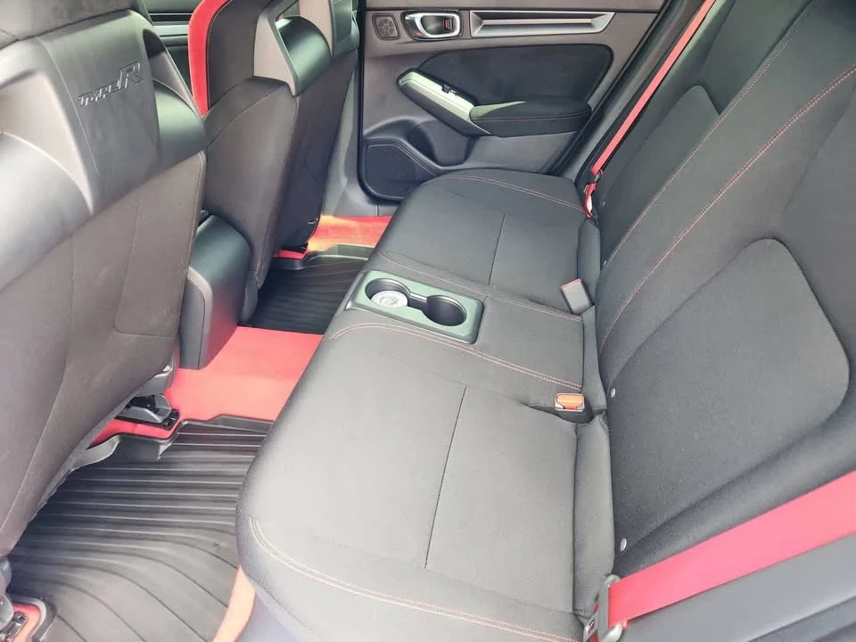 2024 Honda FL5 Civic Type R - Image 10 of 12