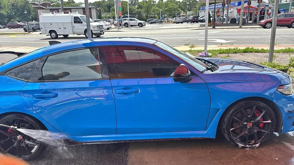 2024 Honda FL5 Civic Type R - Image 1 of 2