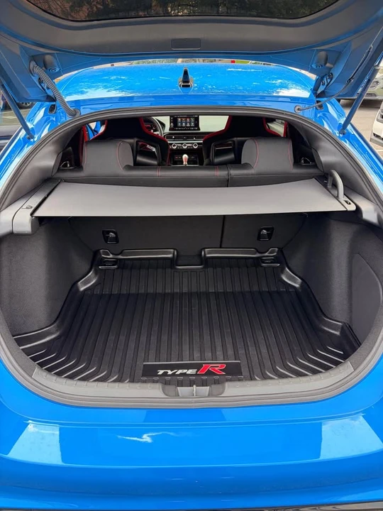 2024 Honda FL5 Civic Type R - Image 10 of 15