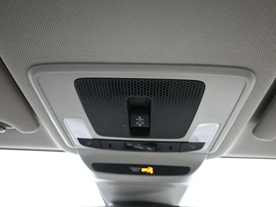 2024 Honda HR-V 3rd Gen - Image 17 of 21