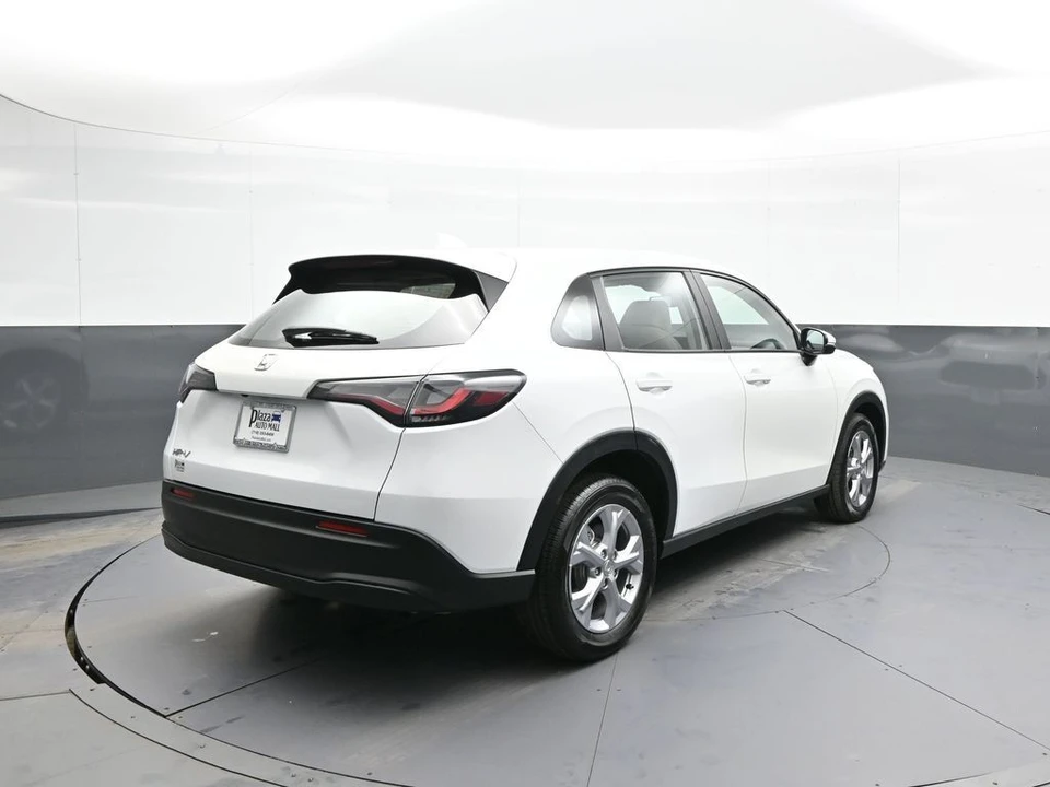 2024 Honda HR-V 3rd Gen - Image 6 of 12