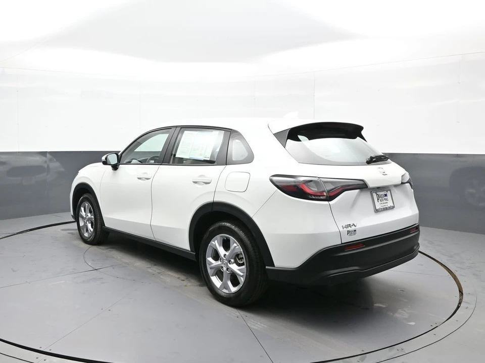 2024 Honda HR-V 3rd Gen - Image 8 of 12