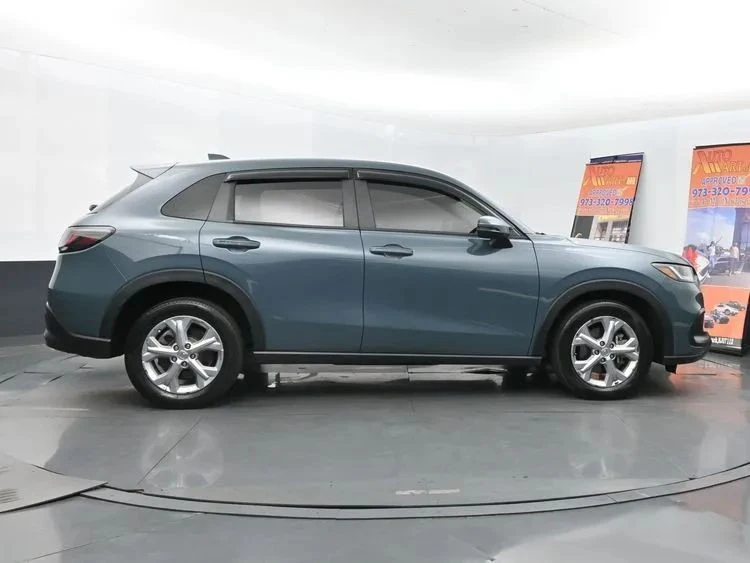 2024 Honda HR-V 3rd Gen - Image 4 of 12