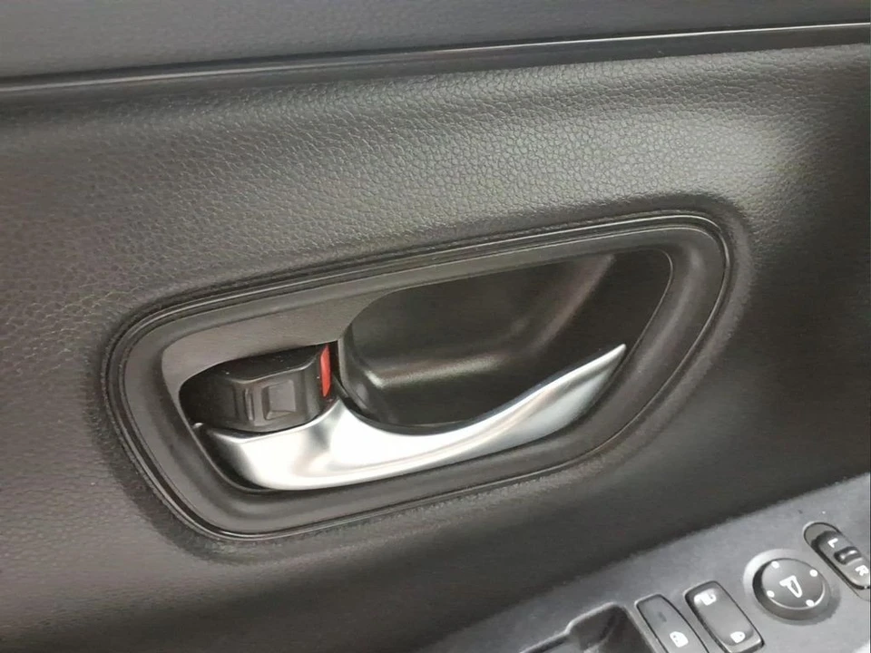 2024 Honda HR-V 3rd Gen - Image 15 of 21