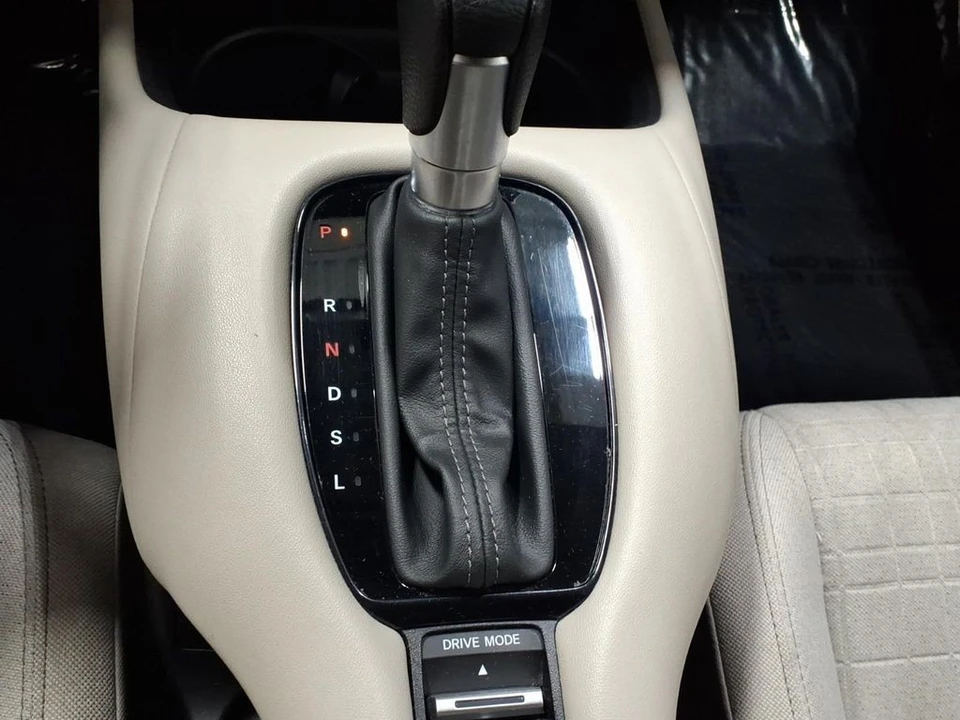 2024 Honda HR-V 3rd Gen - Image 12 of 21