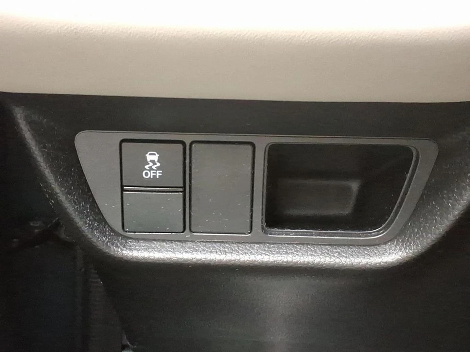 2024 Honda HR-V 3rd Gen - Image 17 of 21