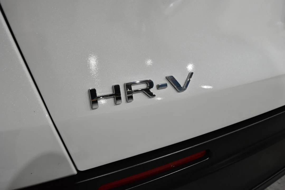 2024 Honda HR-V 3rd Gen - Image 9 of 21
