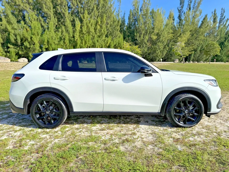 2024 Honda HR-V 3rd Gen - Image 5 of 21