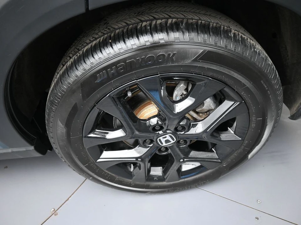 2024 Honda HR-V 3rd Gen - Image 15 of 21