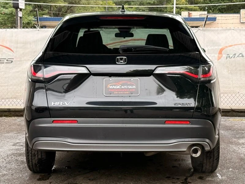 2024 Honda HR-V 3rd Gen - Image 10 of 12