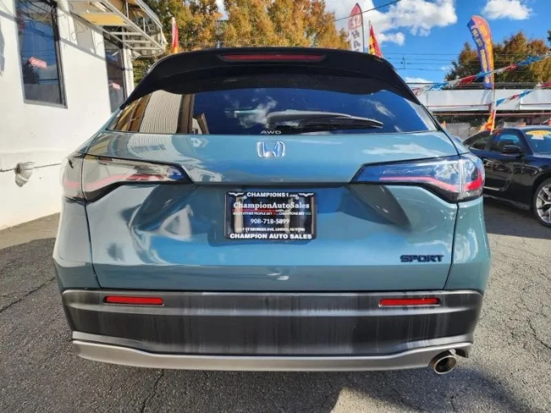 2024 Honda HR-V 3rd Gen - Image 5 of 12