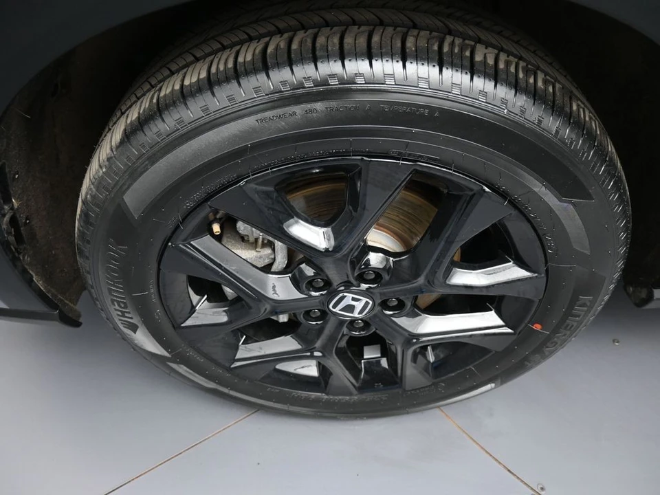 2024 Honda HR-V 3rd Gen - Image 14 of 21