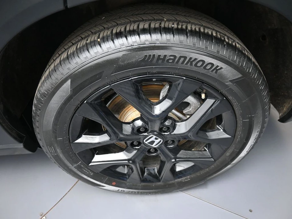 2024 Honda HR-V 3rd Gen - Image 15 of 21
