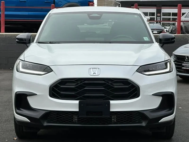 2024 Honda HR-V 3rd Gen - Image 2 of 12