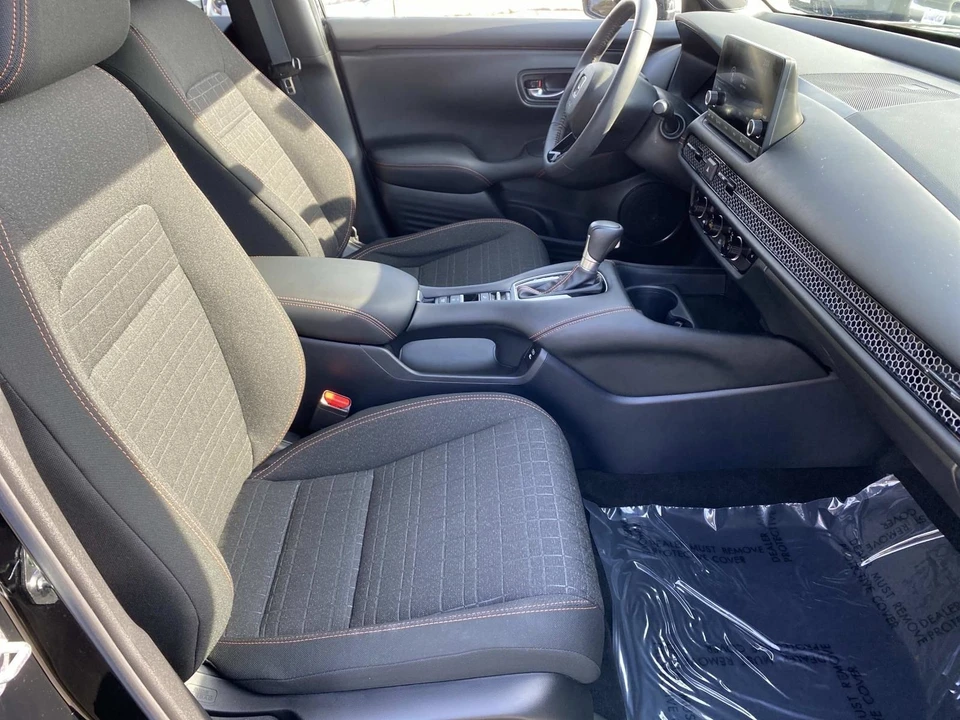2024 Honda HR-V 3rd Gen - Image 19 of 21