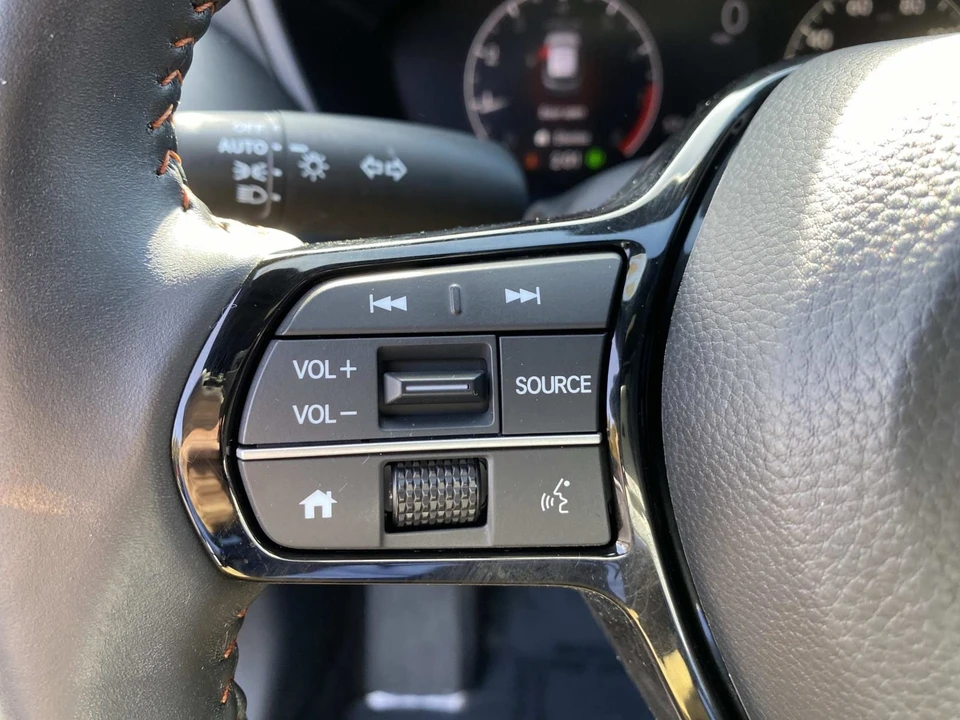 2024 Honda HR-V 3rd Gen - Image 17 of 21