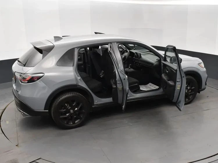 2024 Honda HR-V 3rd Gen - Image 6 of 12