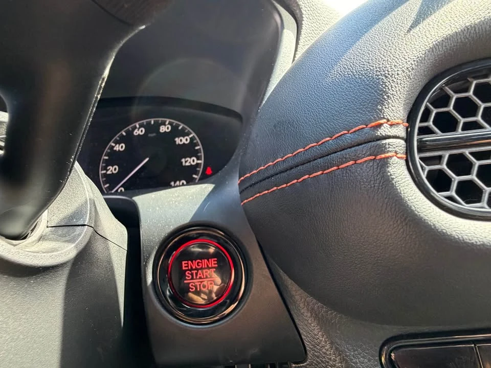 2024 Honda HR-V 3rd Gen - Image 18 of 19