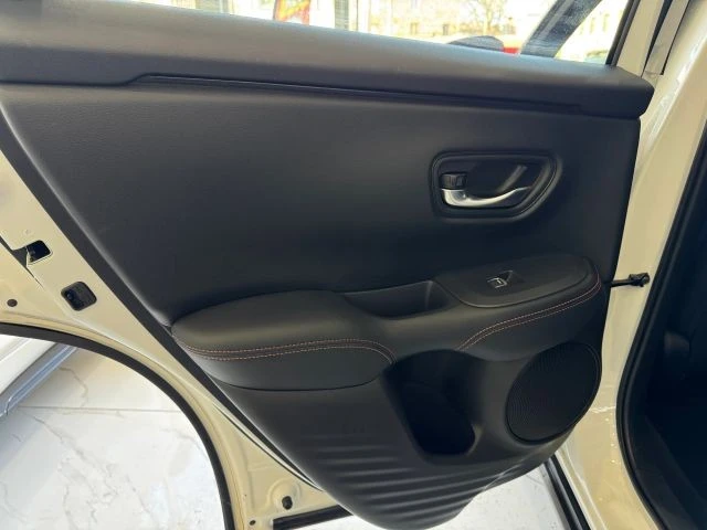 2024 Honda HR-V 3rd Gen - Image 16 of 21
