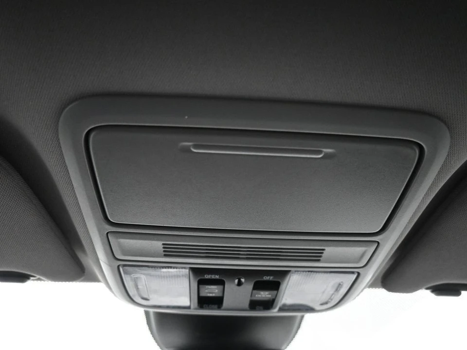 2024 Honda Odyssey - Image 17 of 21