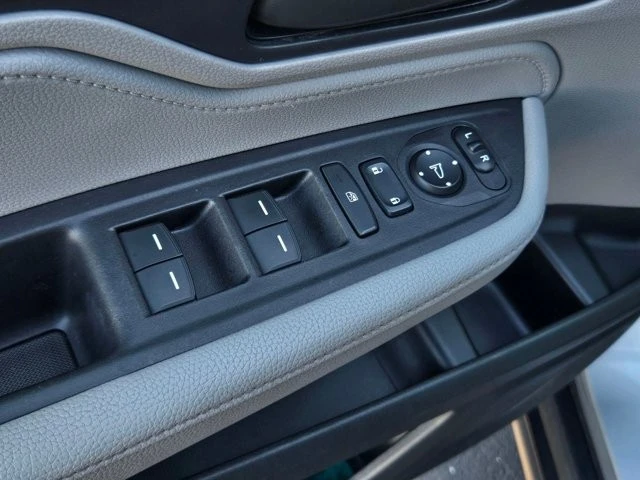 2024 Honda Odyssey - Image 8 of 12