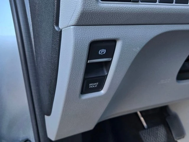 2024 Honda Odyssey - Image 17 of 21