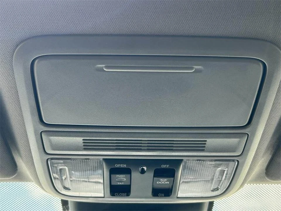 2024 Honda Odyssey - Image 10 of 14