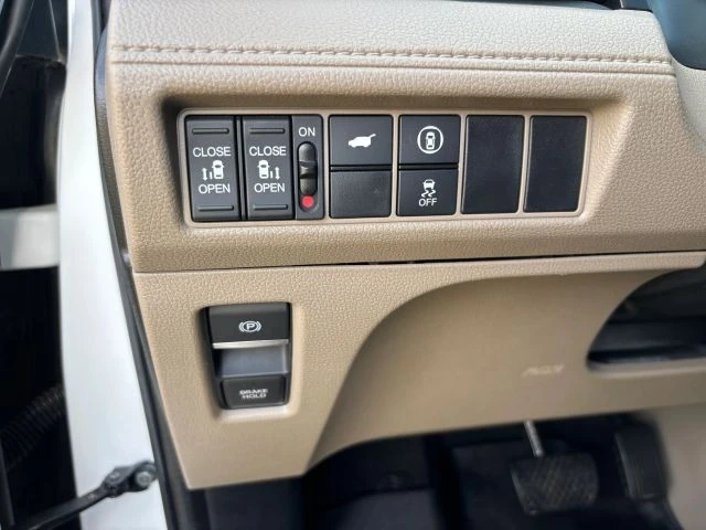 2024 Honda Odyssey - Image 18 of 21