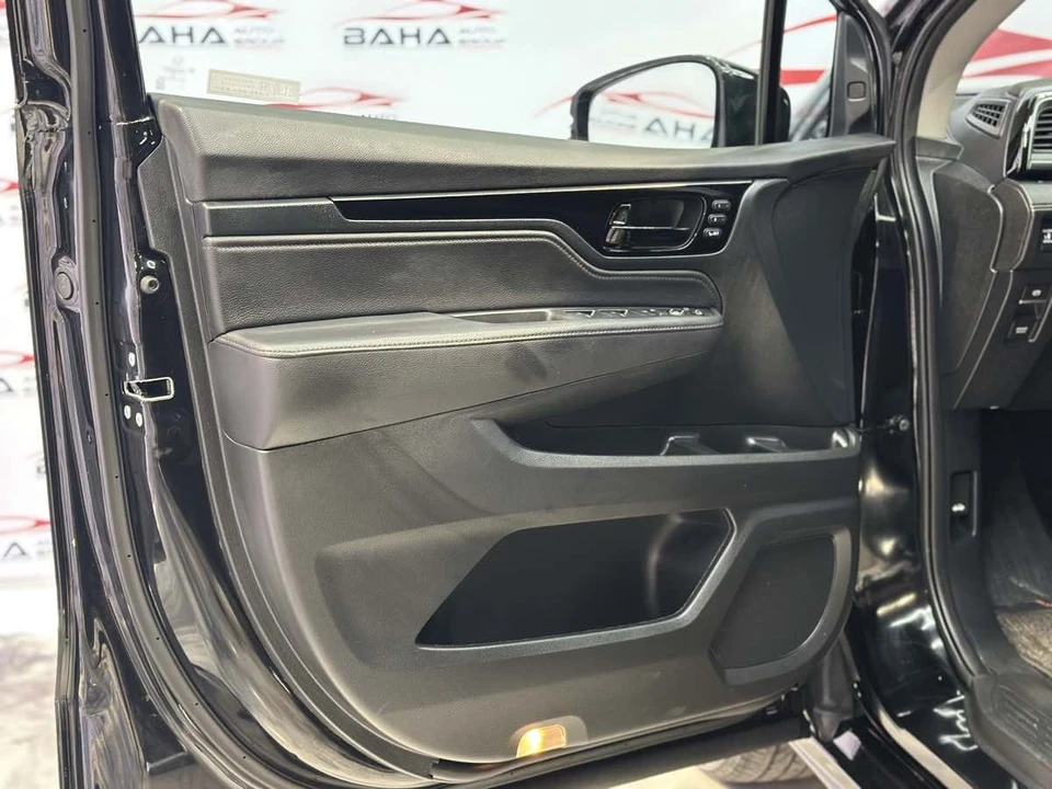 2024 Honda Odyssey - Image 15 of 21