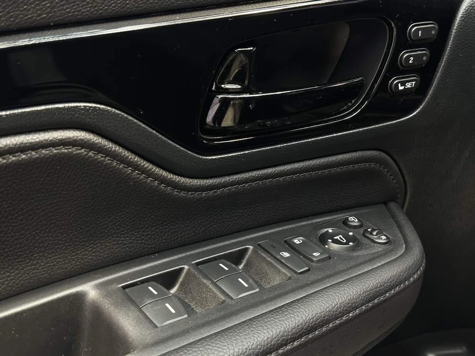 2024 Honda Odyssey - Image 16 of 21