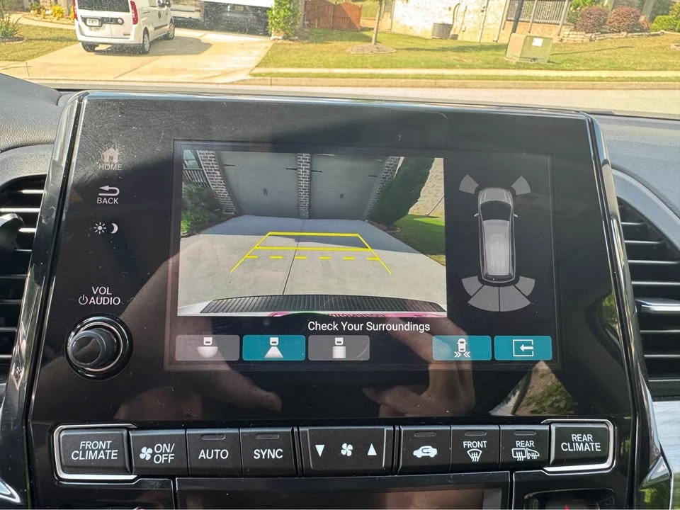 2024 Honda Odyssey - Image 10 of 16