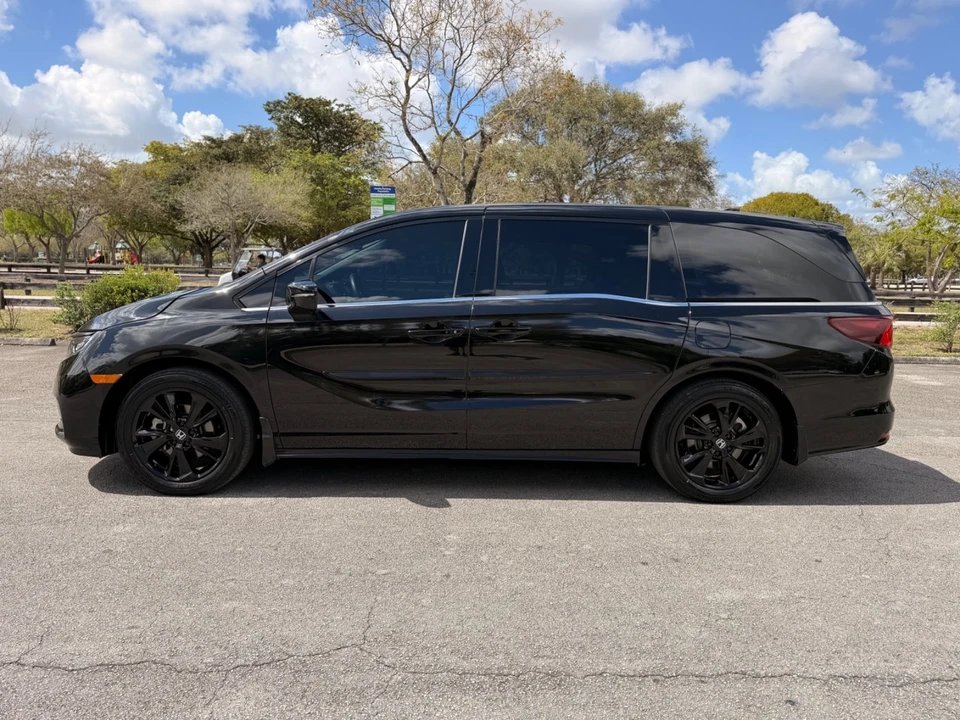2024 Honda Odyssey - Image 11 of 21