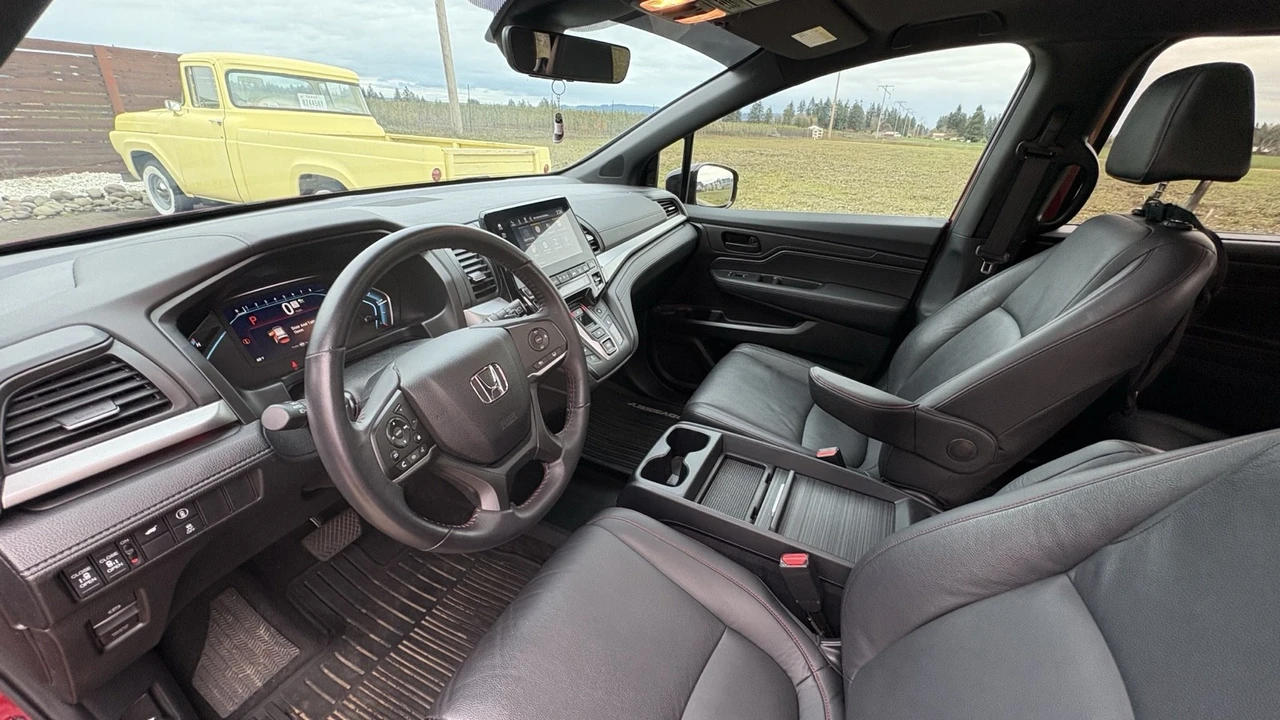 2024 Honda Odyssey - Image 11 of 20