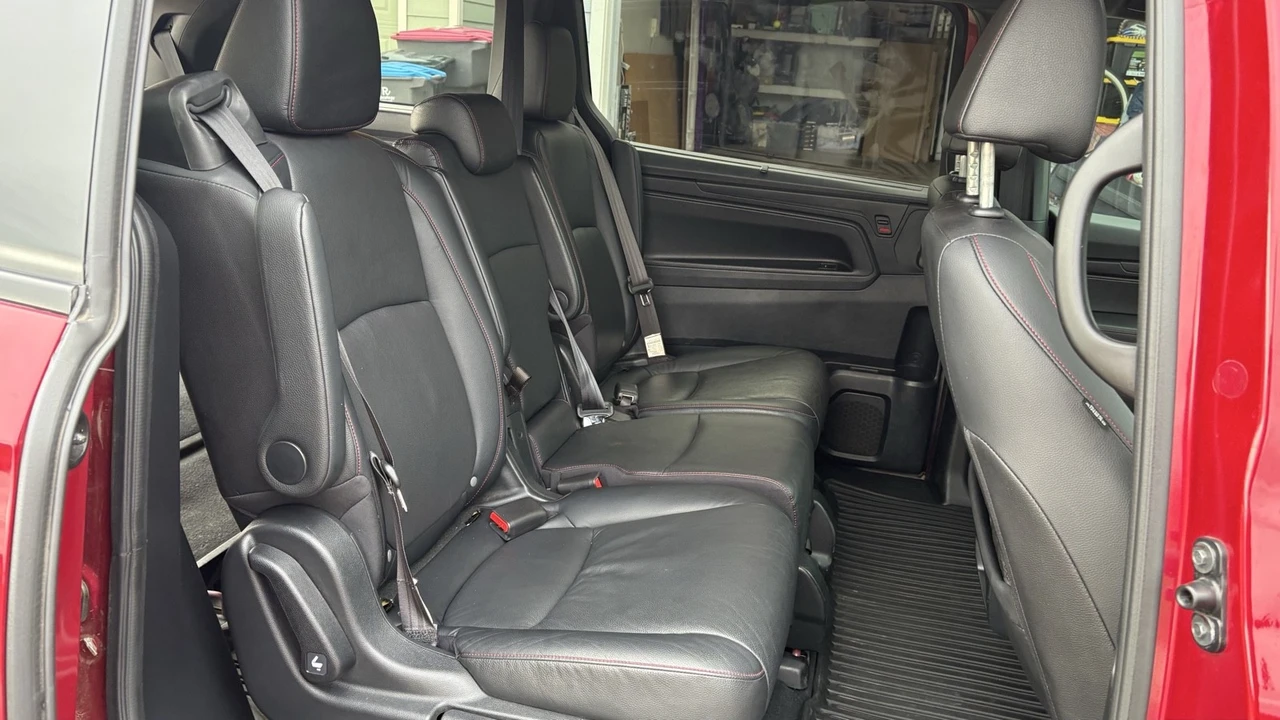 2024 Honda Odyssey - Image 16 of 20