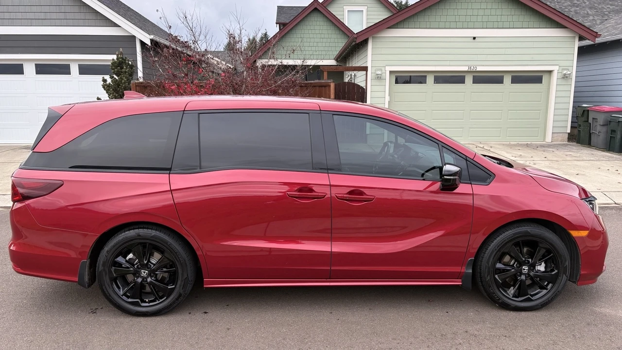 2024 Honda Odyssey - Image 6 of 20