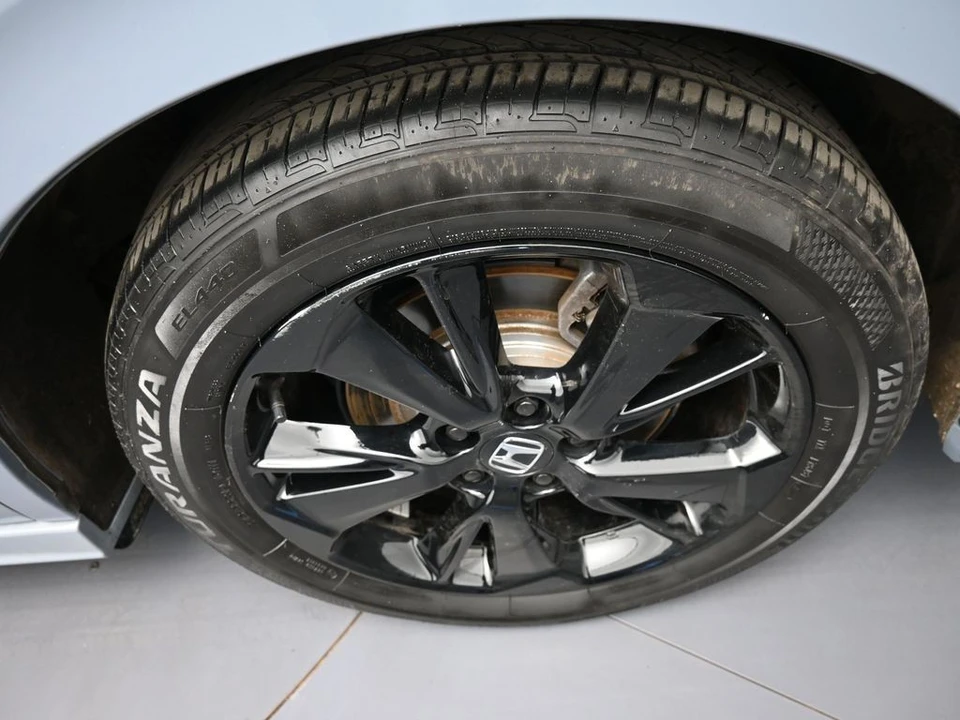 2024 Honda Odyssey - Image 15 of 21