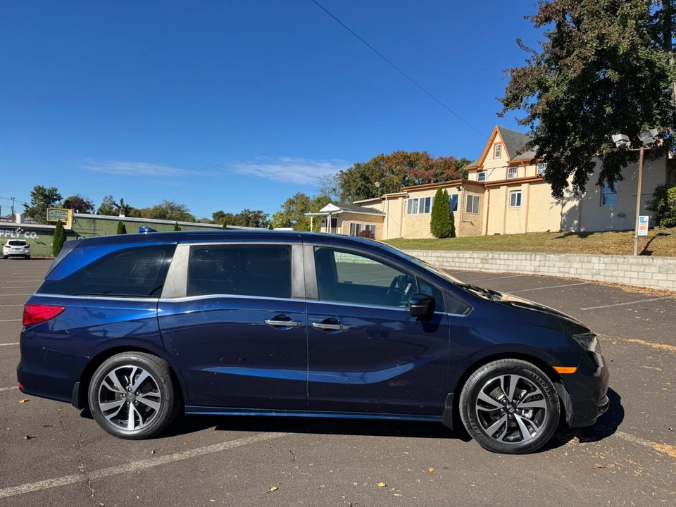 2024 Honda Odyssey - Image 3 of 17